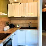 Cosy Avec Piscine La Napoule Apartamento *